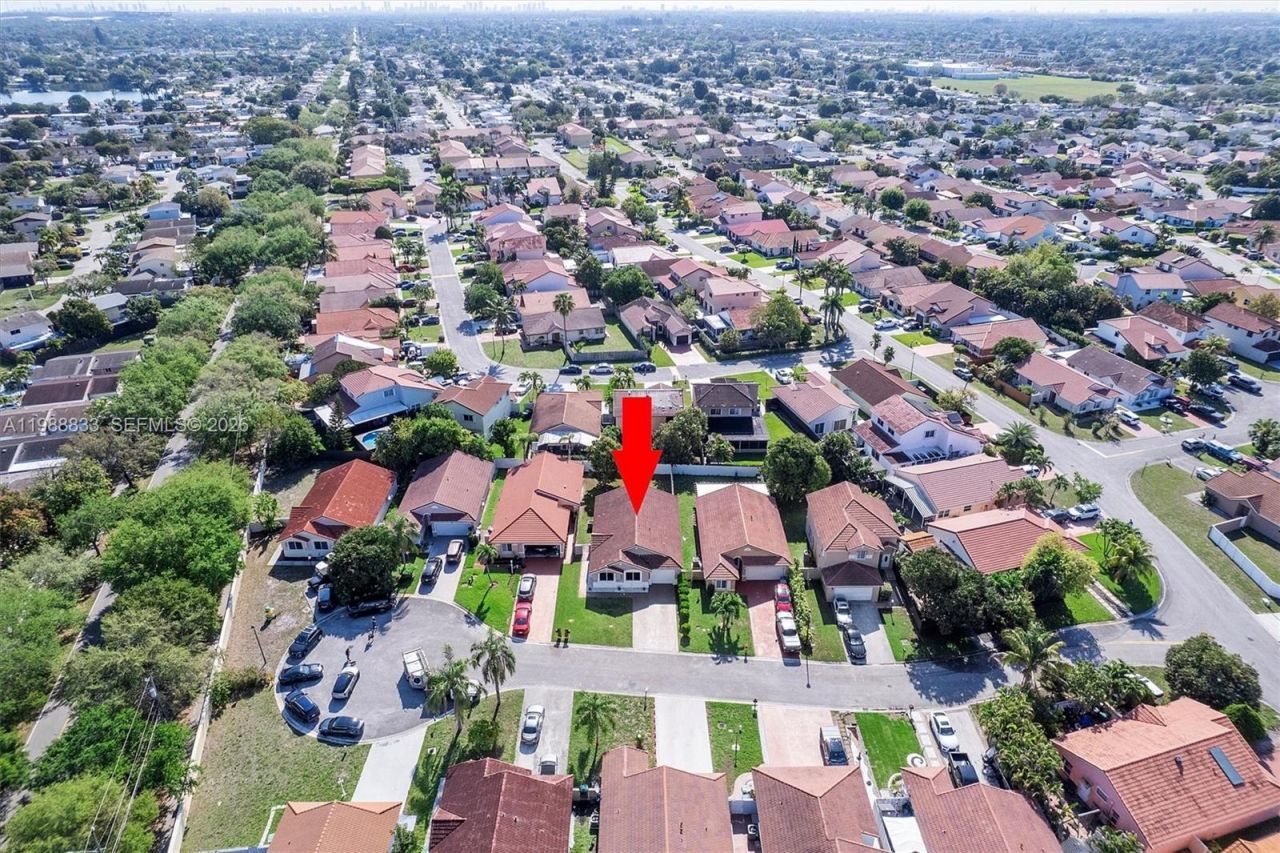 19031 NW 54th Ave, Miami Gardens, FL 33055 Photo