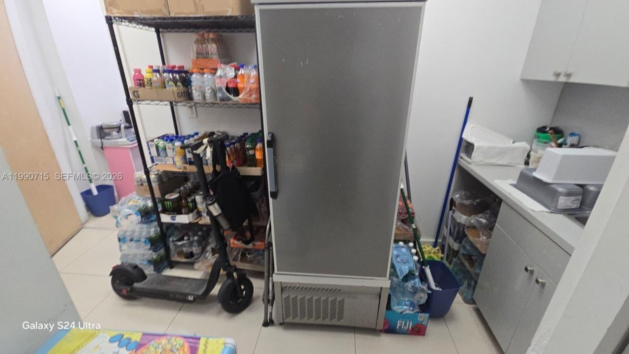 Ice Cream Shop For Sale In Miami Beach, Miami Beach, FL 33139 Photo