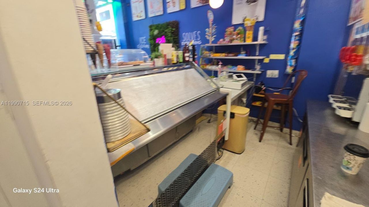 Ice Cream Shop For Sale In Miami Beach, Miami Beach, FL 33139 Photo