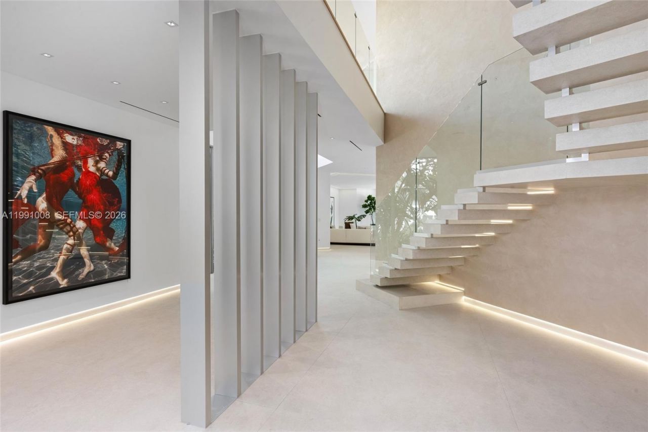 503 Palm Dr , Hallandale Beach, FL 33009 Photo