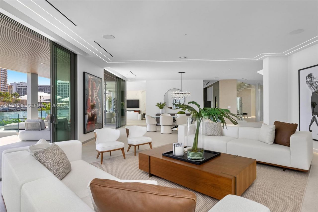 503 Palm Dr , Hallandale Beach, FL 33009 Photo