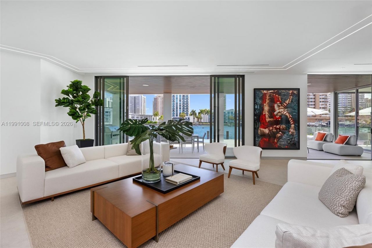 503 Palm Dr , Hallandale Beach, FL 33009 Photo