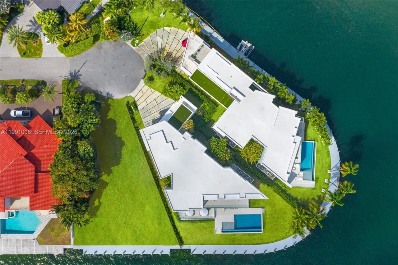 503 Palm Dr , Hallandale Beach, FL 33009 Photo