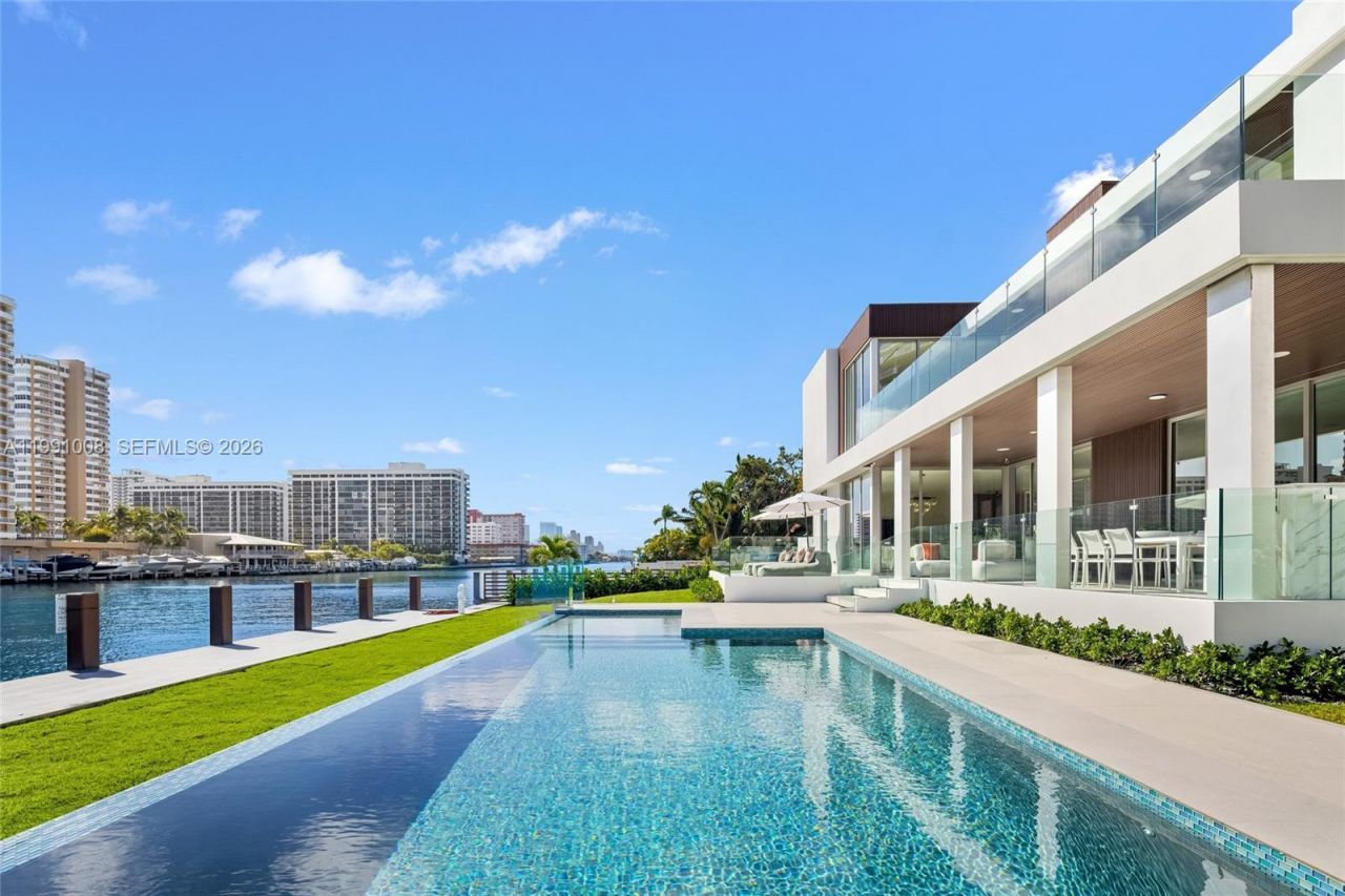 503 Palm Dr , Hallandale Beach, FL 33009 Photo