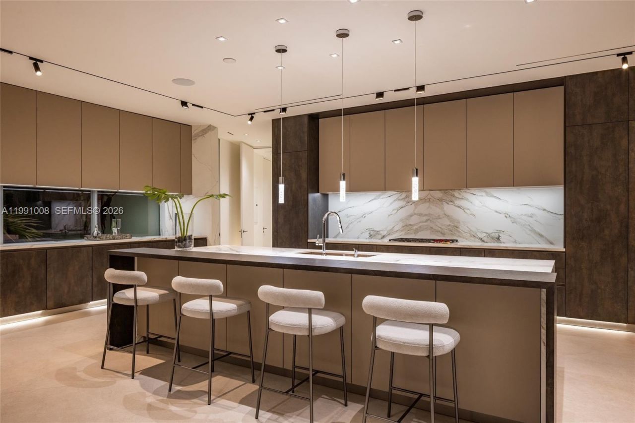 503 Palm Dr , Hallandale Beach, FL 33009 Photo