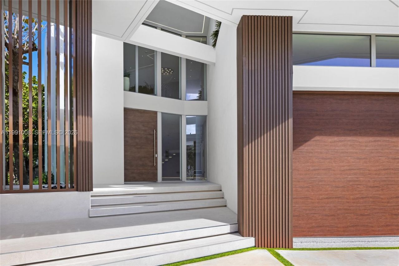 503 Palm Dr , Hallandale Beach, FL 33009 Photo