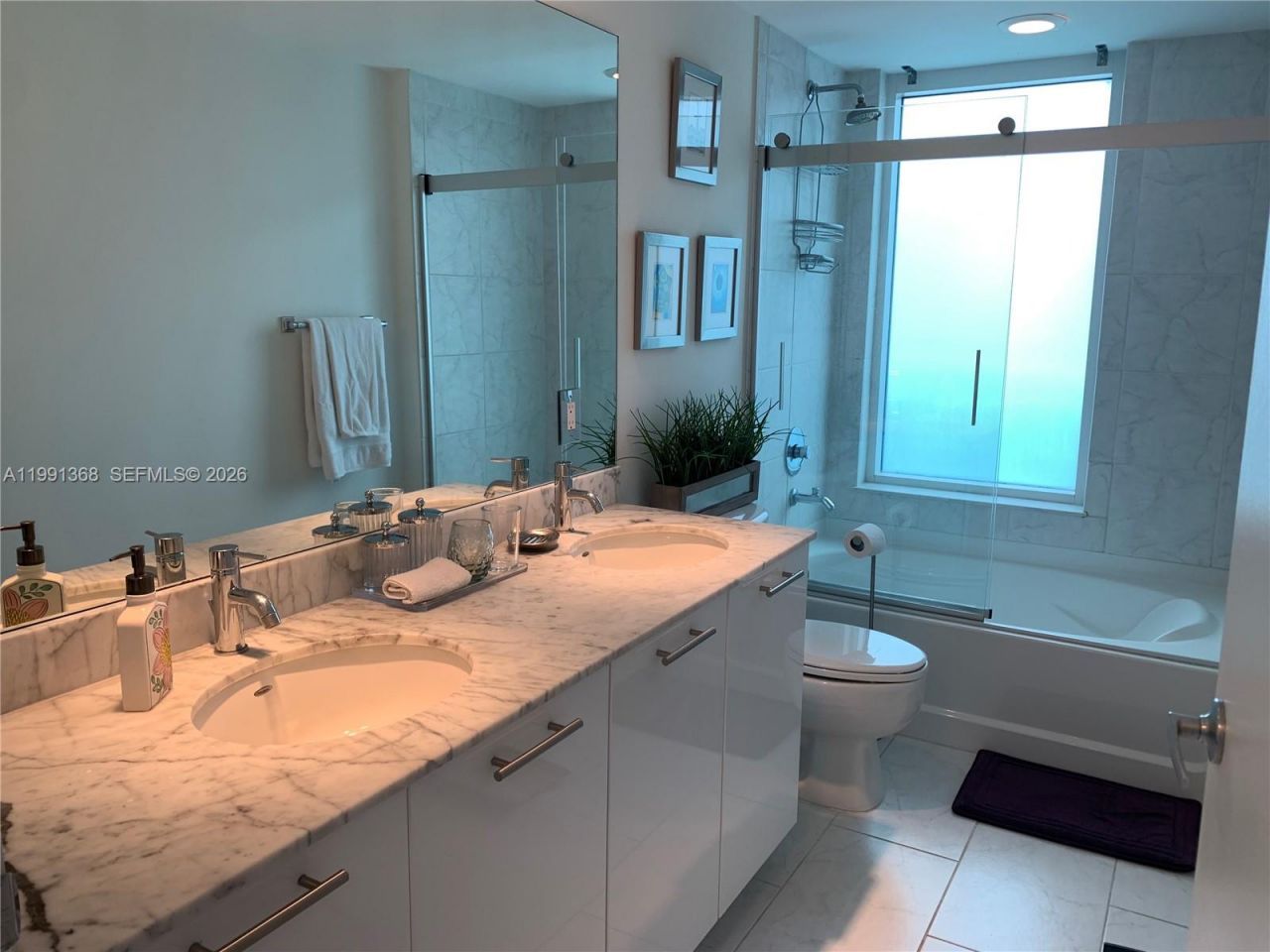 950 Brickell Bay Drive , Unit 1900, Miami, FL 33131 Photo