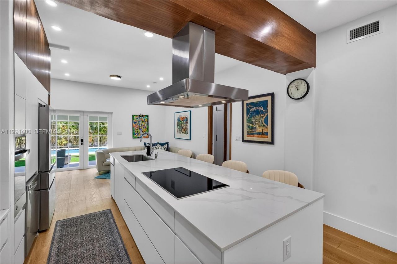 1109 Almeria Ave, Coral Gables, FL 33134 Photo