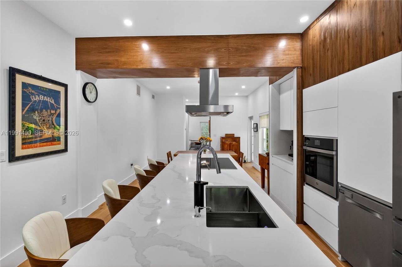 1109 Almeria Ave, Coral Gables, FL 33134 Photo