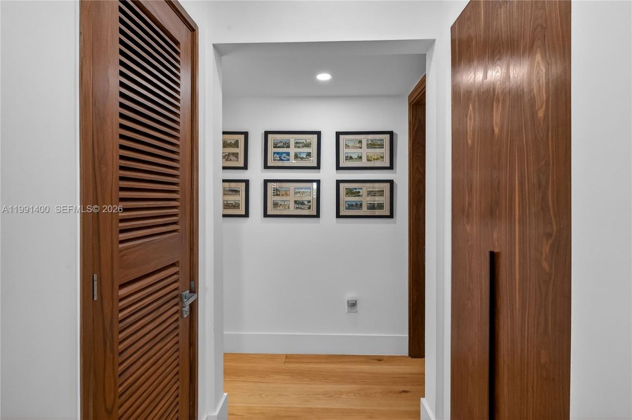 1109 Almeria Ave, Coral Gables, FL 33134 Photo