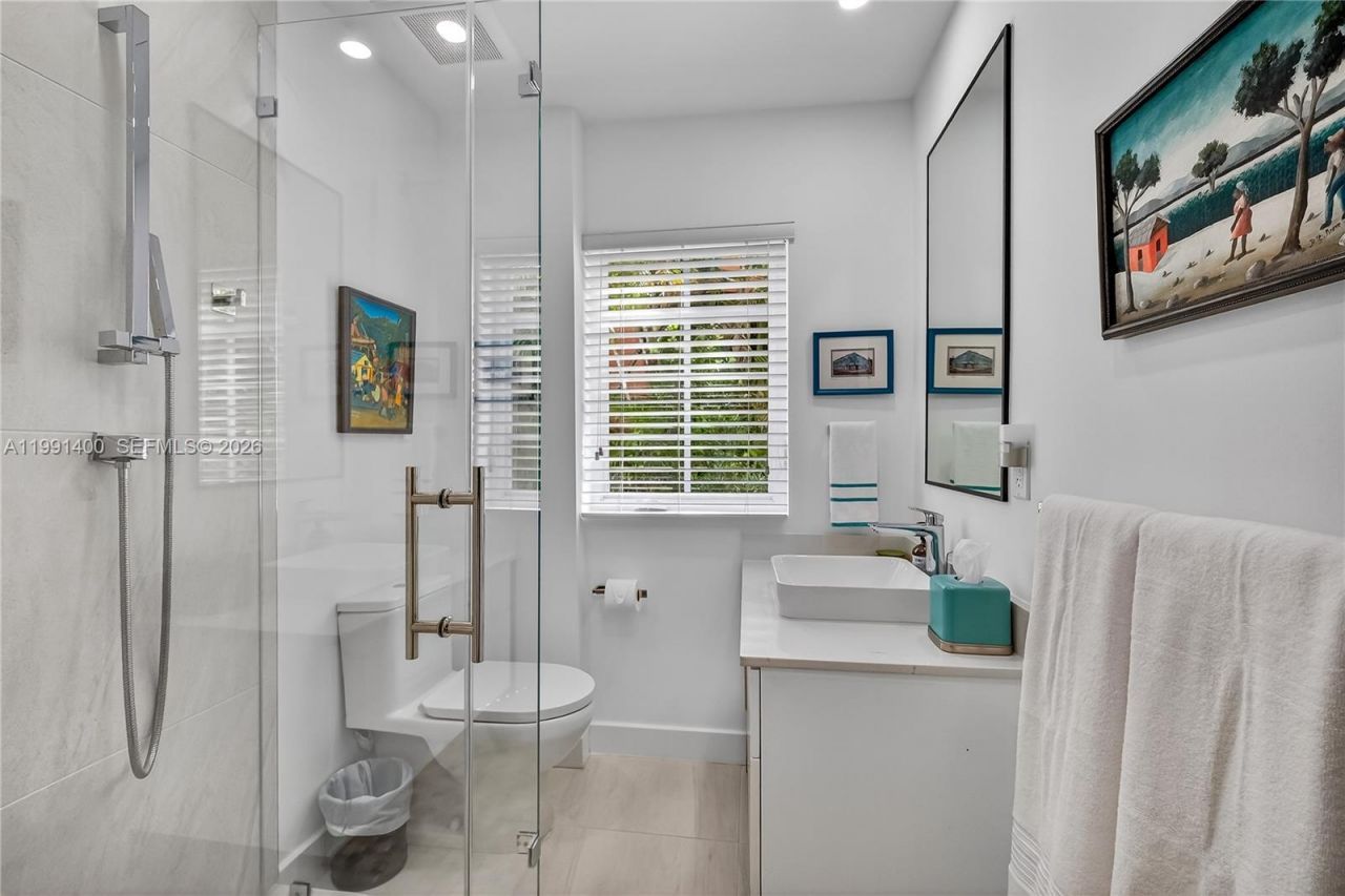 1109 Almeria Ave, Coral Gables, FL 33134 Photo