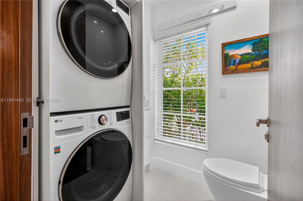 1109 Almeria Ave, Coral Gables, FL 33134 Photo