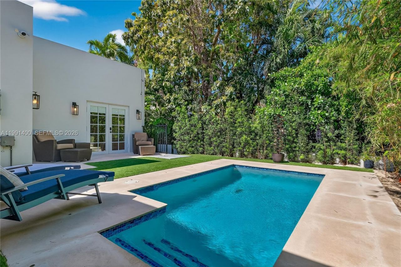 1109 Almeria Ave, Coral Gables, FL 33134 Photo