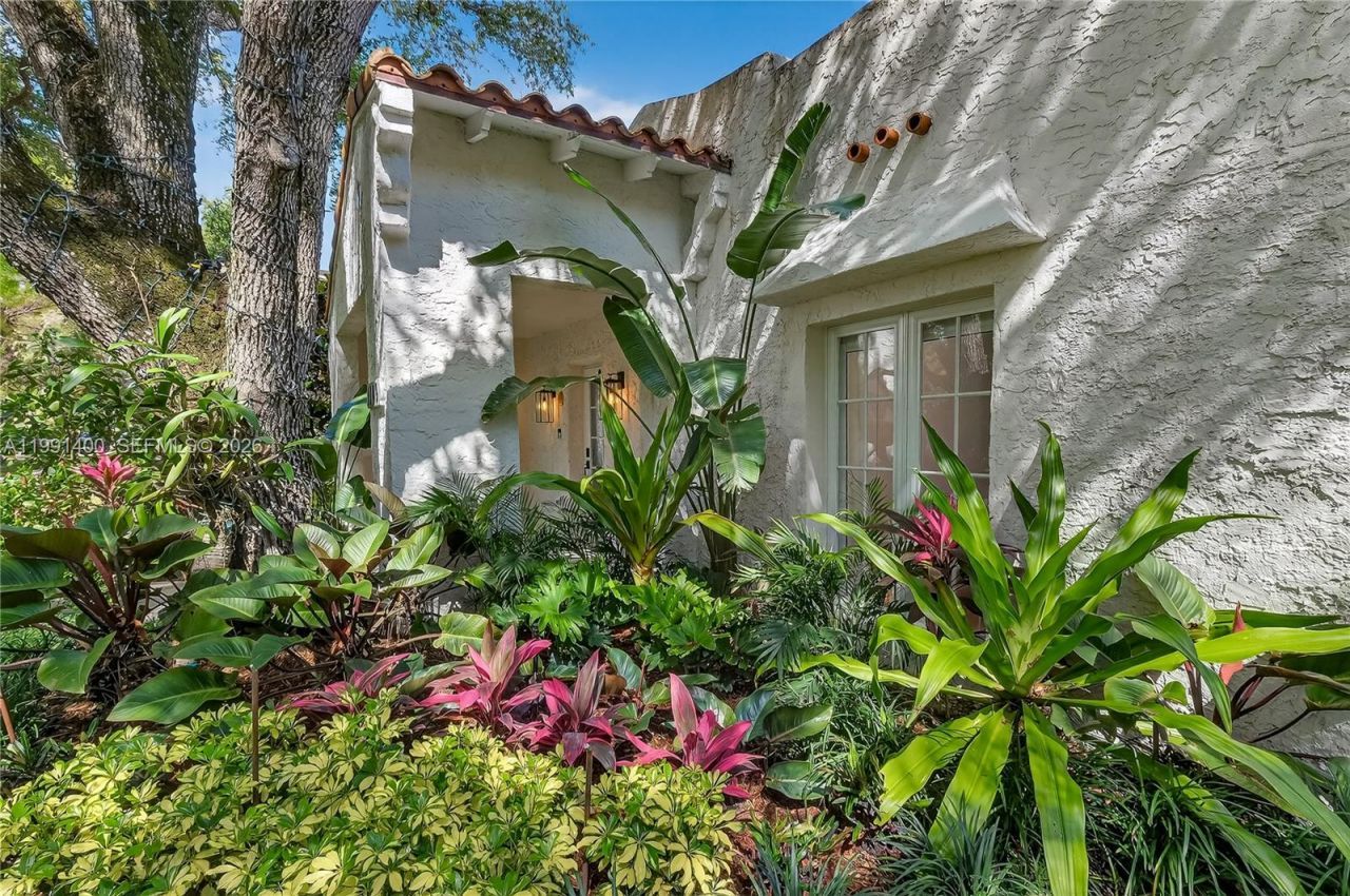 1109 Almeria Ave, Coral Gables, FL 33134 Photo