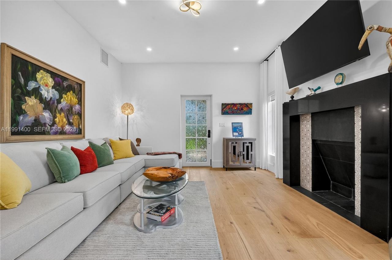 1109 Almeria Ave, Coral Gables, FL 33134 Photo