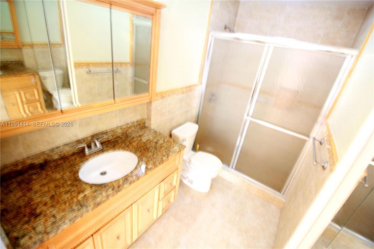 1221 SW 124th Ct, Unit 26-E, Miami, FL 33184 Photo