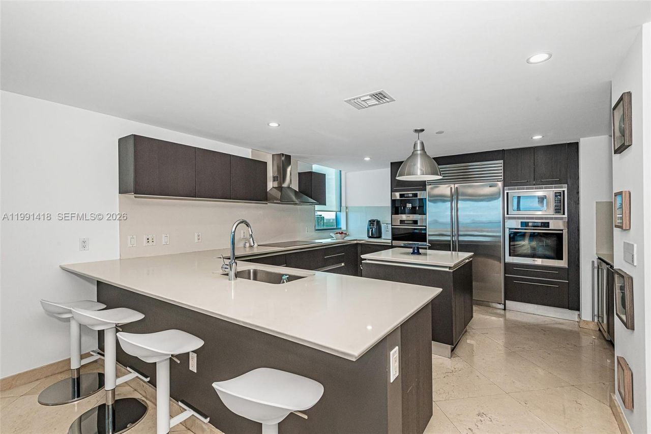 17001 Collins Ave , Unit 3101, Sunny Isles Beach, FL 33160 Photo
