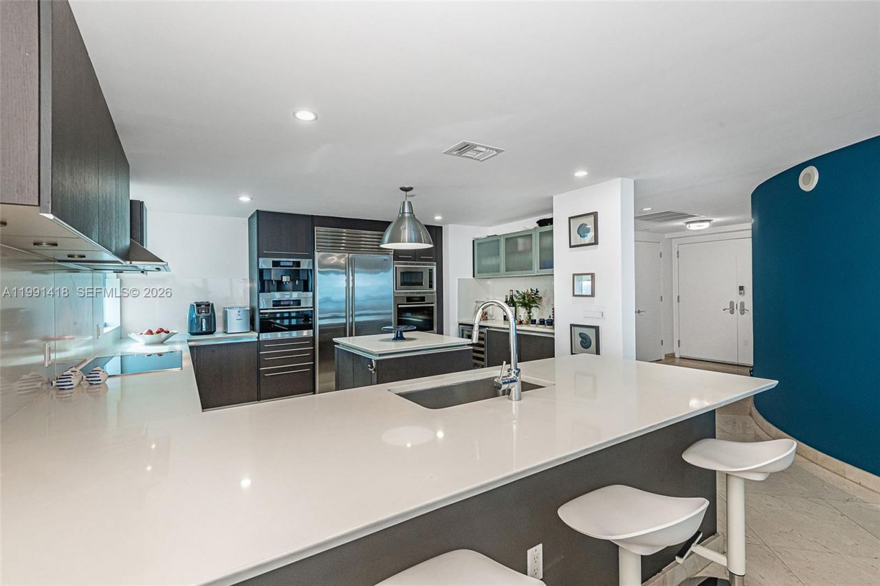 17001 Collins Ave , Unit 3101, Sunny Isles Beach, FL 33160 Photo