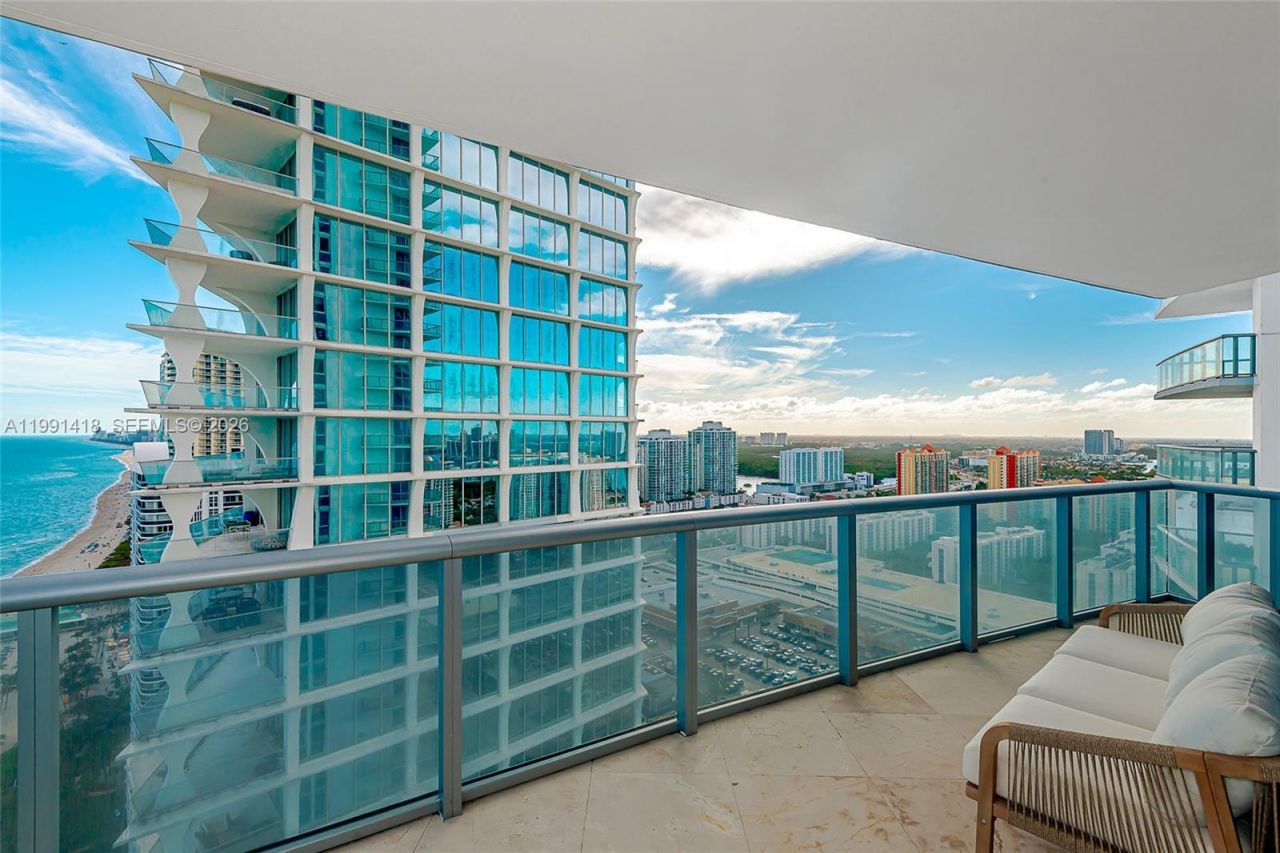17001 Collins Ave , Unit 3101, Sunny Isles Beach, FL 33160 Photo