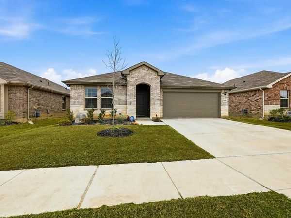 5344 Flannel Lane, Krum, TX 76249