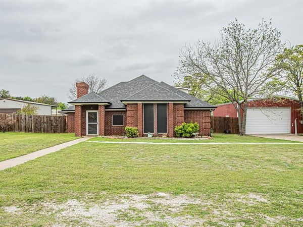 614 Overhill Road, Granbury, TX 76048