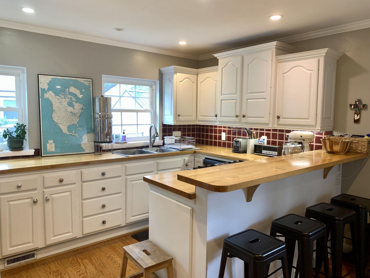 5 Brennon Street Photo 7