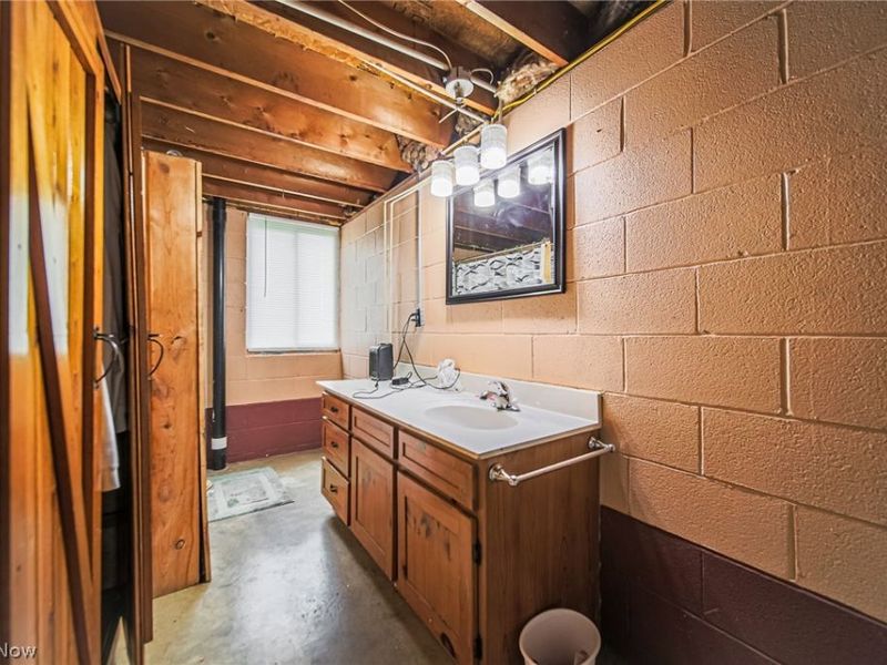 8919 Township Road 566, Holmesville, OH 44633 Photo 18