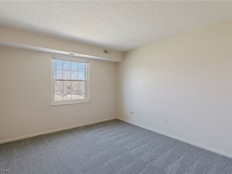 10790 Ravenna Road, Unit 201, Twinsburg, OH 44087 Photo 11