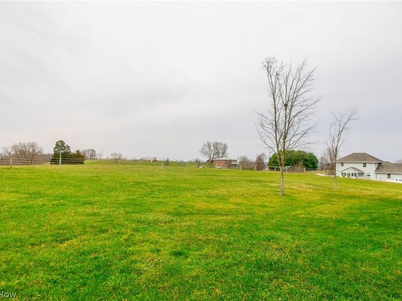 8919 Township Road 566, Holmesville, OH 44633 Photo 4