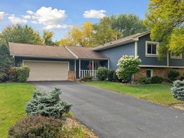 13793 89th Place N, Maple Grove, MN 55369