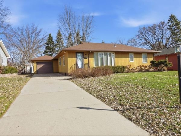 207 6th Street NW, Buffalo, MN 55313