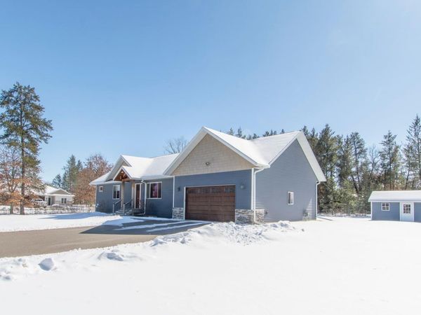 11889 Joneswood Drive, Baxter, MN 56425