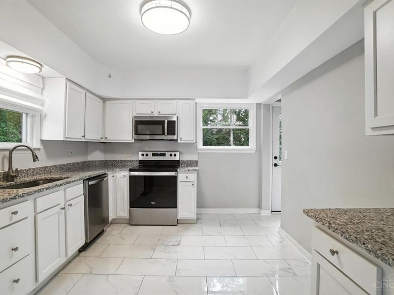 3345 Meyer Place, Cincinnati, OH 45211 Photo 15