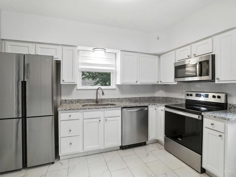 3345 Meyer Place, Cincinnati, OH 45211 Photo 16