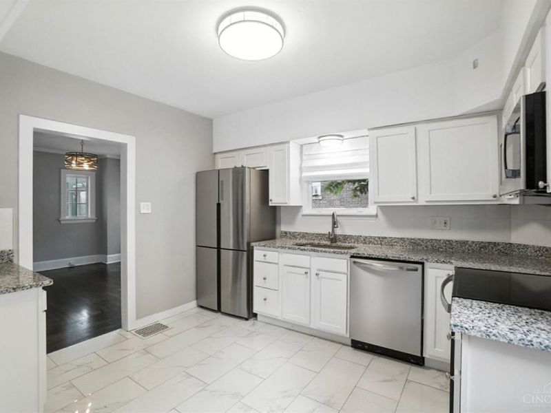 3345 Meyer Place, Cincinnati, OH 45211 Photo 17