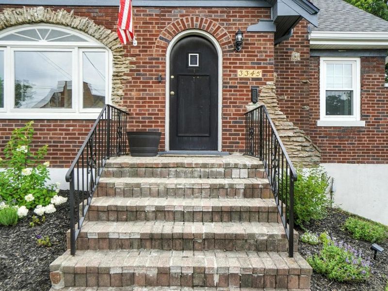 3345 Meyer Place, Cincinnati, OH 45211 Photo 3