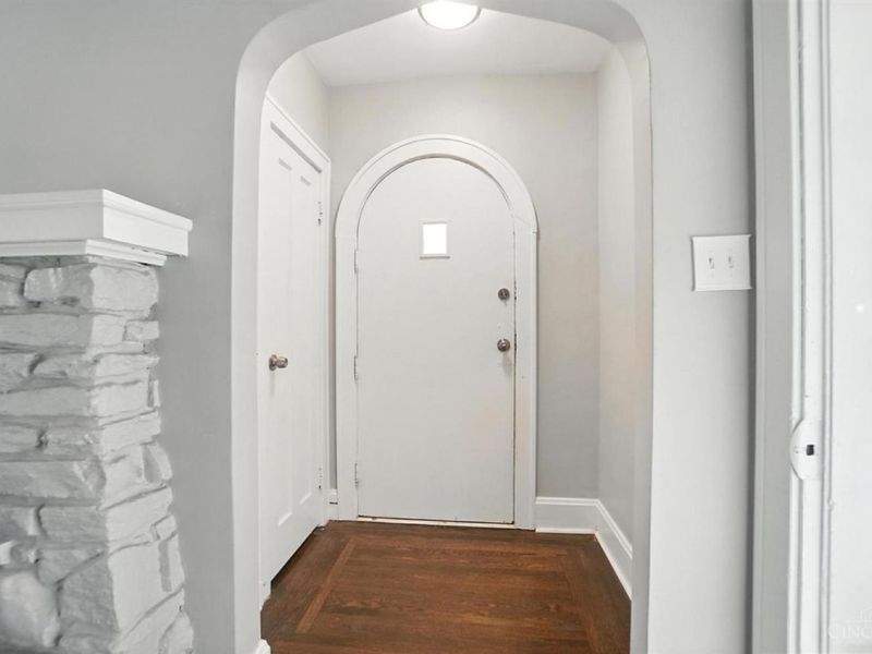 3345 Meyer Place, Cincinnati, OH 45211 Photo 4