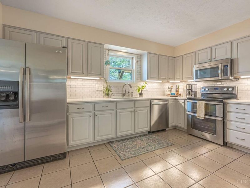 7392 Chinook Drive, West Chester, OH 45069 Photo 6