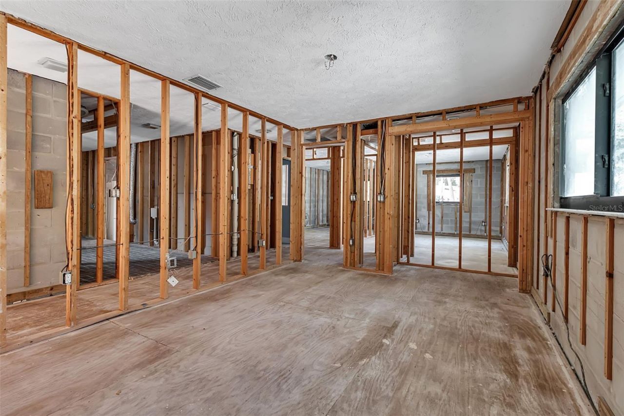 1040 Sylvan Drive, Sarasota, FL 34234 Photo