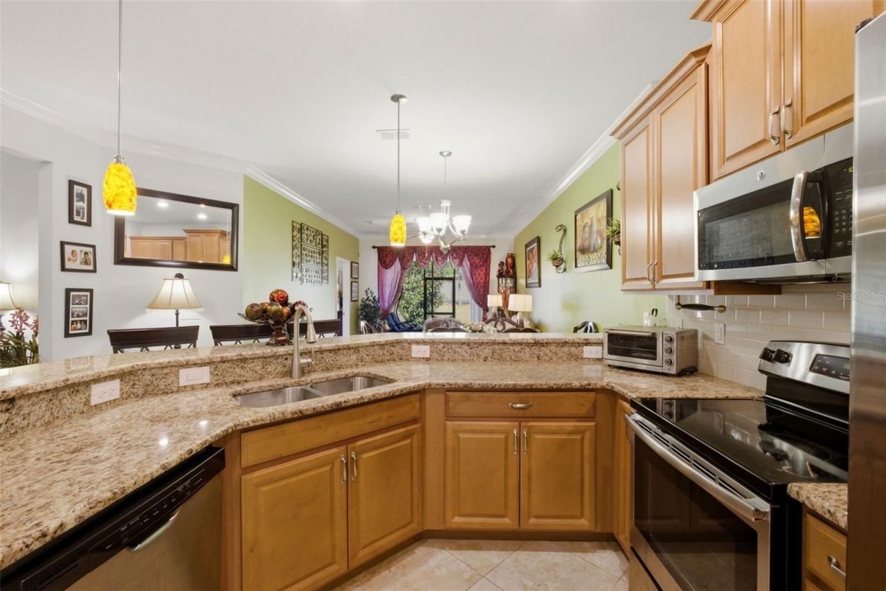 3624 Solana Circle , Unit B, Clermont, FL 34711 Photo