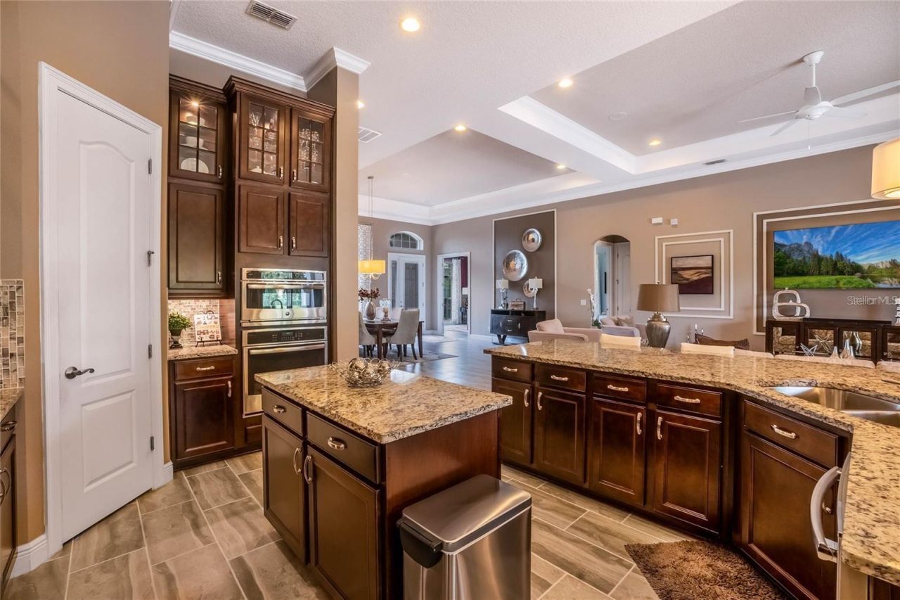 32049 Red Tail Boulevard, Sorrento, FL 32776 Photo