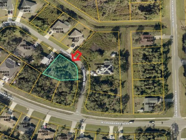 CINDERELLA CIRCLE , NORTH PORT, FL 34286