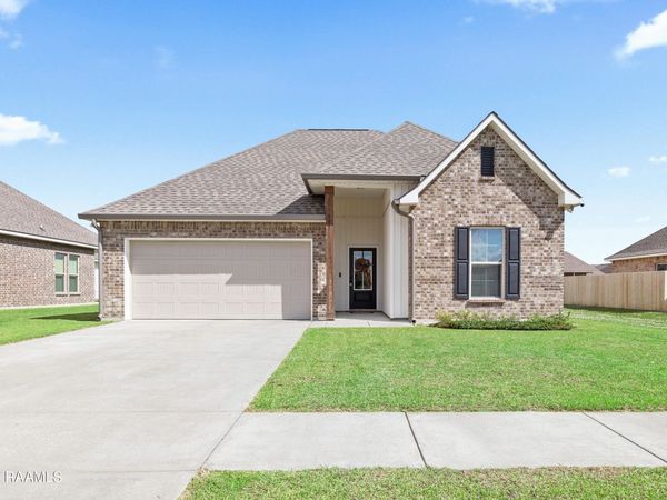213 Weaver Way , Maurice, LA 70555