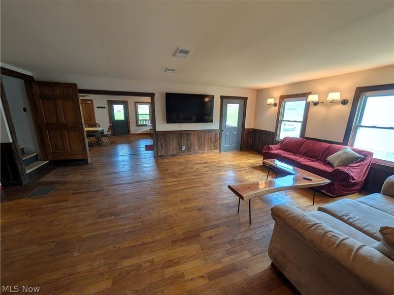 5696 Township Road 289, Hammondsville, OH 43945 Photo 3