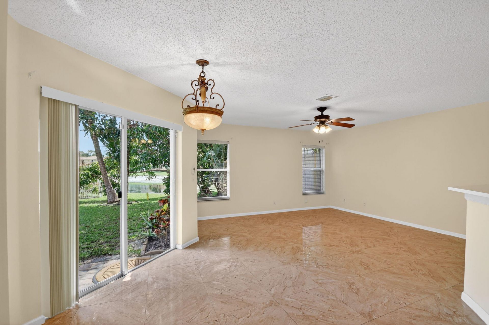 738 Perdido Heights Drive, West Palm Beach, FL 33413 Photo