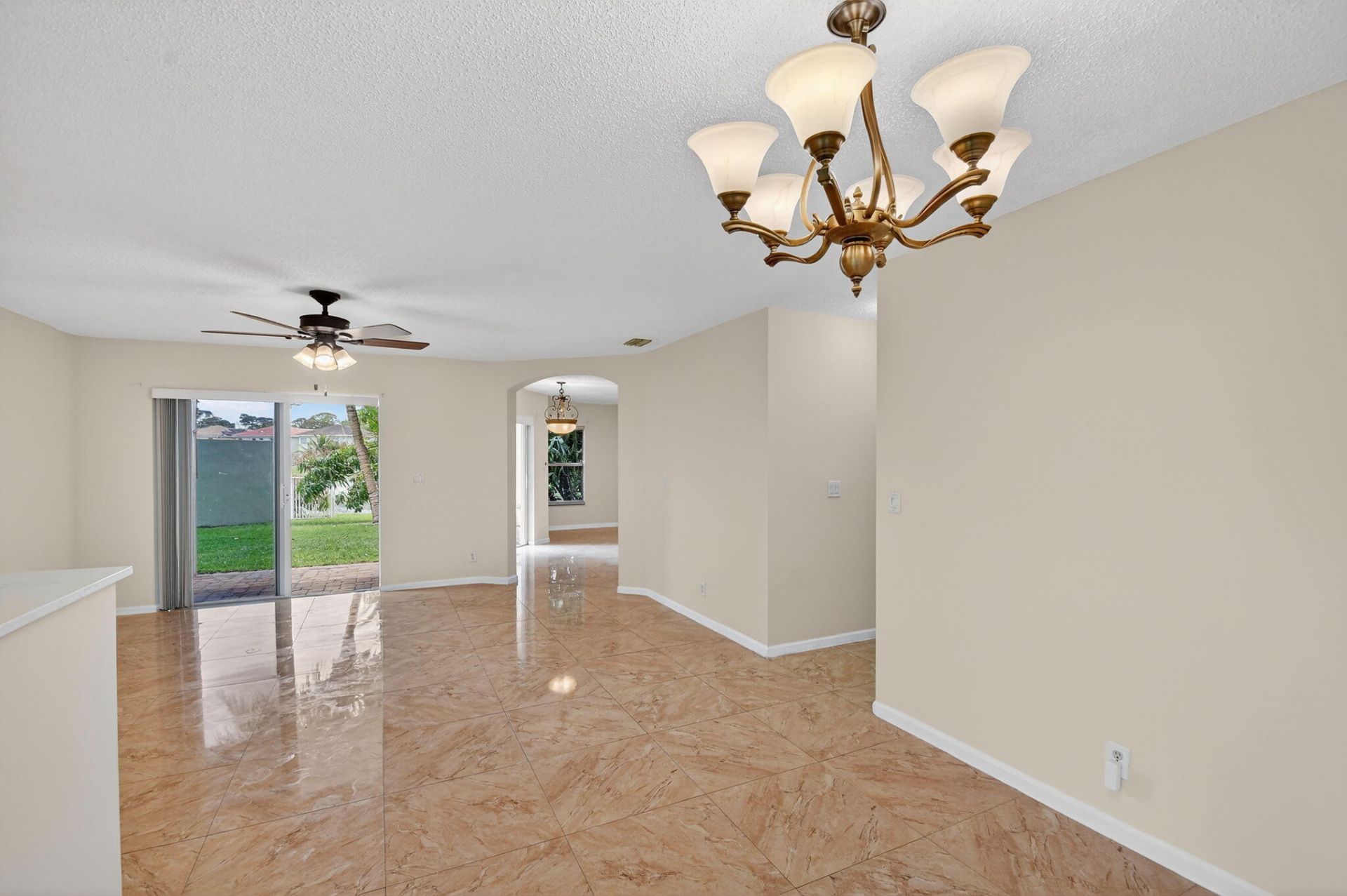738 Perdido Heights Drive, West Palm Beach, FL 33413 Photo