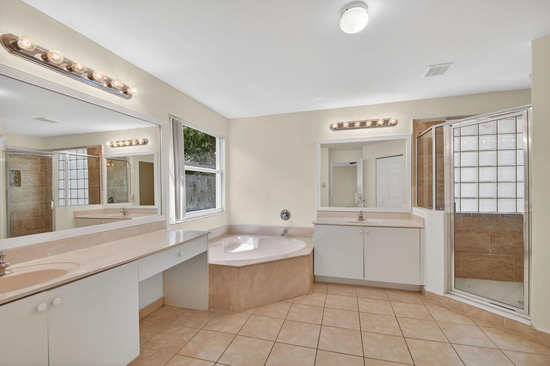 738 Perdido Heights Drive, West Palm Beach, FL 33413 Photo