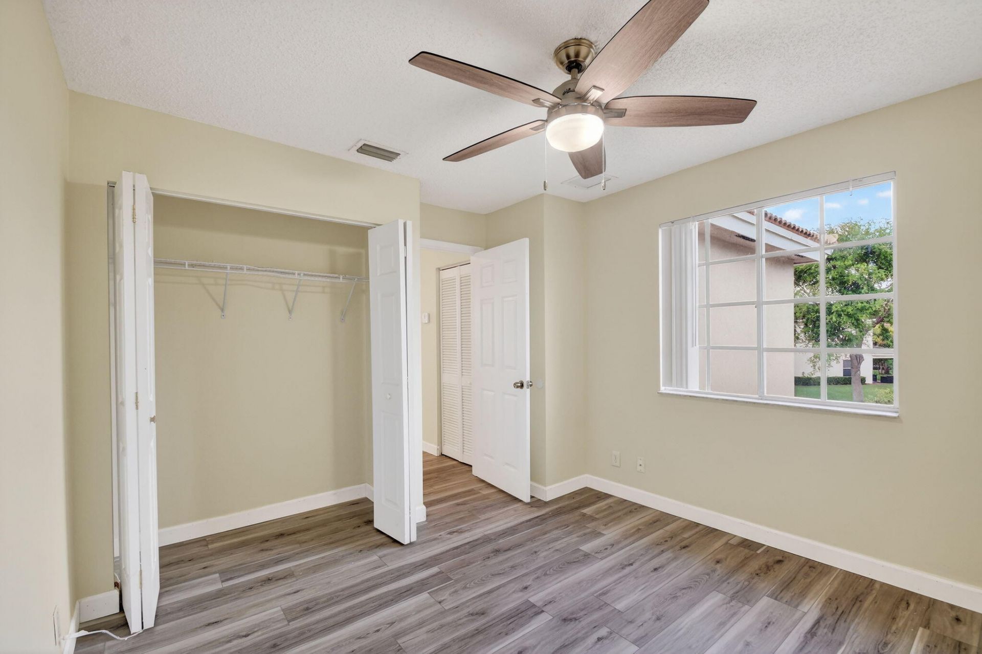 738 Perdido Heights Drive, West Palm Beach, FL 33413 Photo