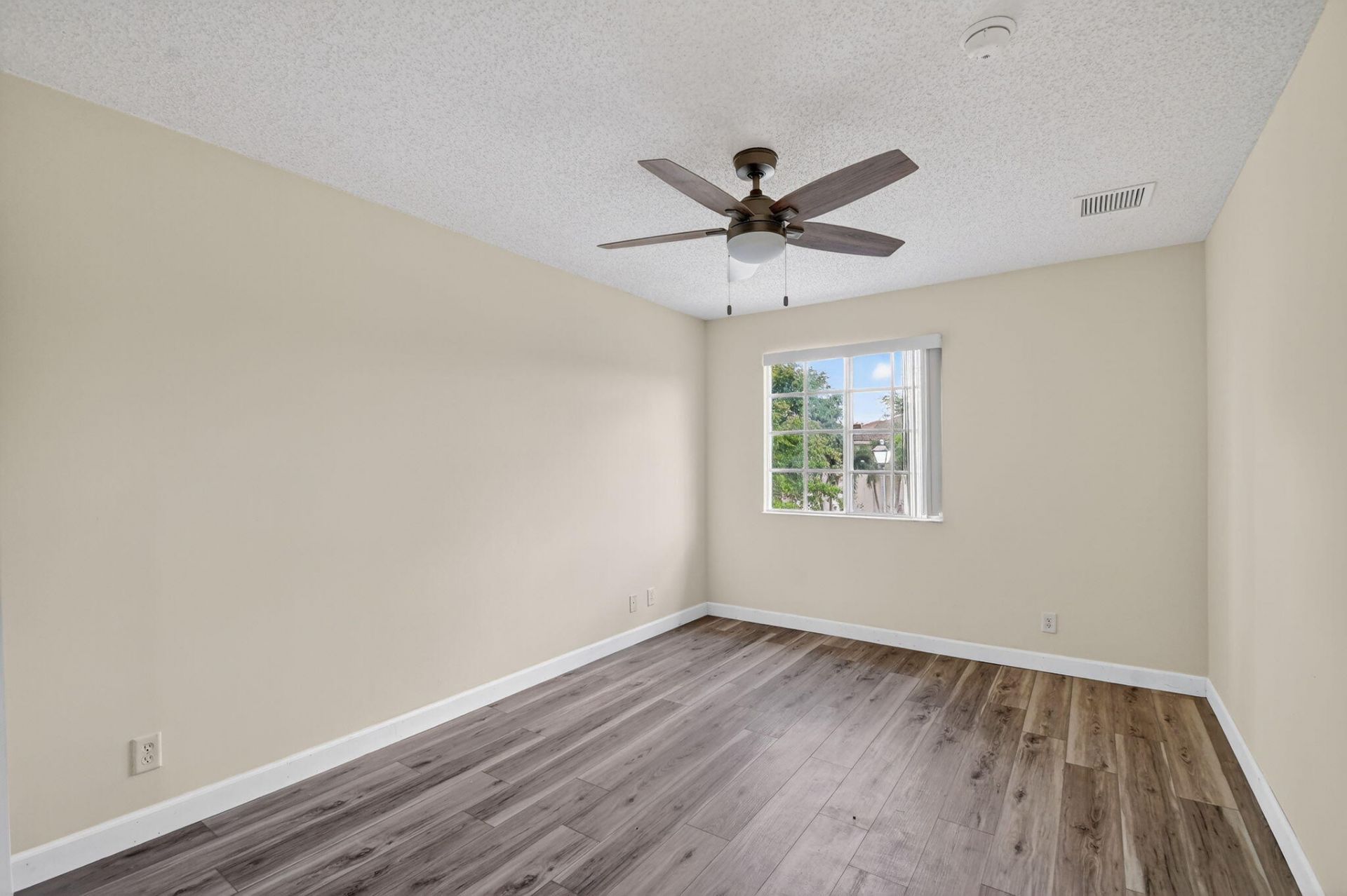 738 Perdido Heights Drive, West Palm Beach, FL 33413 Photo