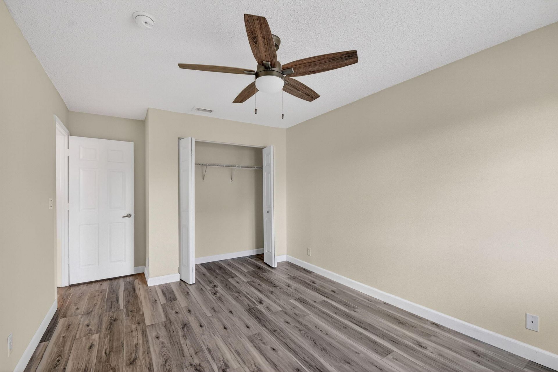 738 Perdido Heights Drive, West Palm Beach, FL 33413 Photo